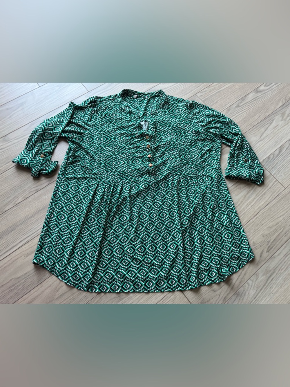 Women's Geometric Print Green Dressbarn blouse